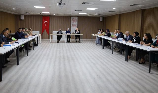 Erzincan'da kadına yönelik şiddetle mücadele toplantısı yapıldı