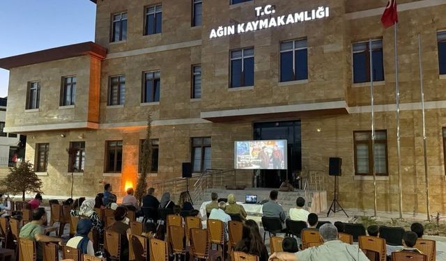 Elazığ'da açık hava sineması etkinliği