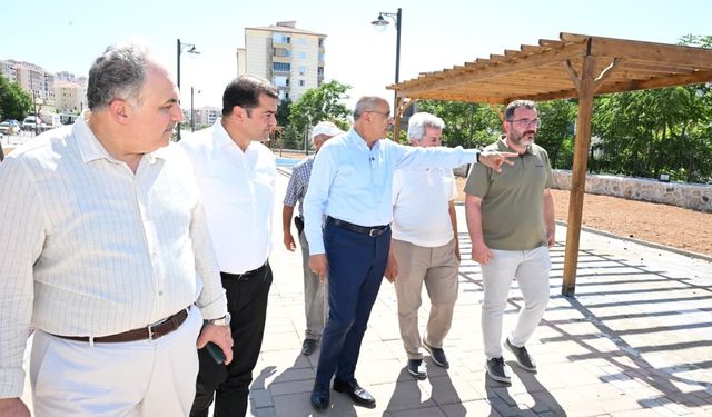 Başkan Er: "Malatya'nın dört bir yanına tesis yapıyoruz"