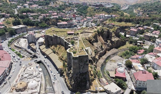 Bitlis Kalesi'nde kazılar büyük ölçüde tamamlandı