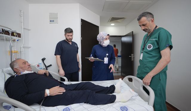 Organ umuduyla 17 yıl telefonunu açık tuttu, 9'uncu nakil girişiminde sağlığına kavuştu