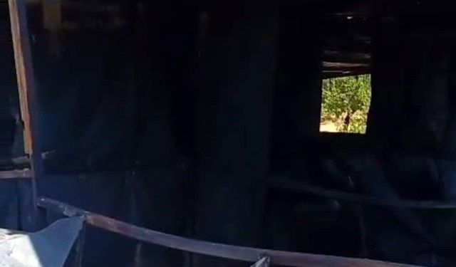Yazıhan'da Konteyner Yangını: Kullanılamaz Hale Geldi