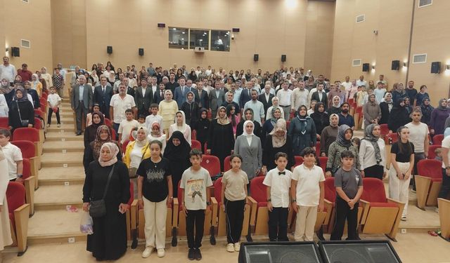 Erciş'te yaz Kur'an kursu kapanış programı düzenlendi