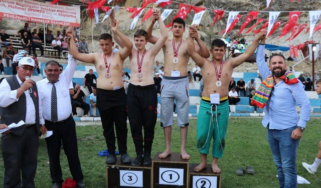 Pehlivanlı’da 102 güreşçi er meydanında buluştu