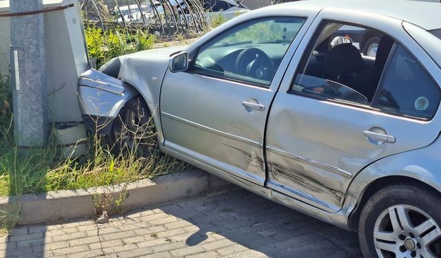 Bingöl’de iki otomobil çarpıştı: 1 yaralı