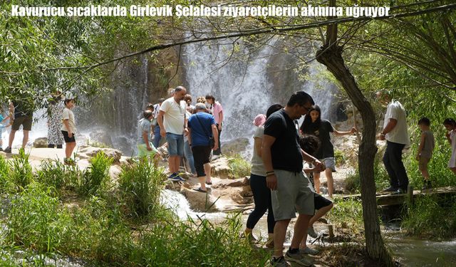 Erzincan’da Kavurucu Sıcaklardan Bunalanlar Girlevik Şelalesi’ne Akın Ediyor