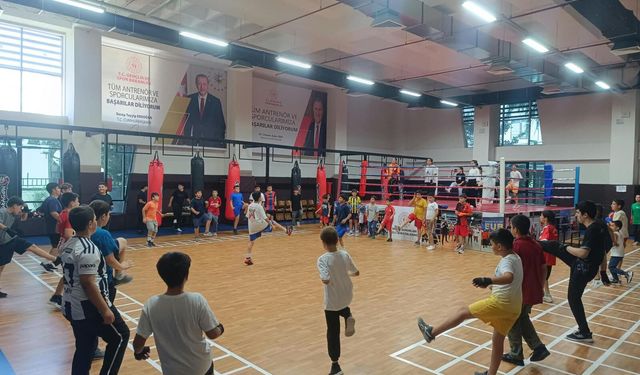Van'da Yaz Spor Okullarında 1250 çocuk ve genç sporla buluştu