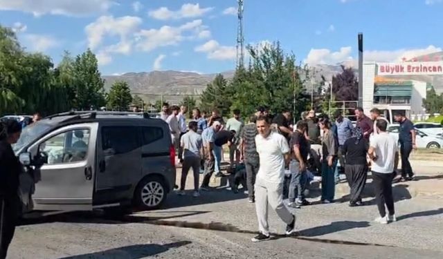 İki otomobilin çarpıştığı kazada 4 kişi yaralandı