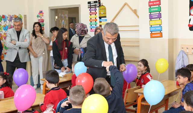 Uyum Haftasında minik öğrencilerin heyecanına ortak oldular