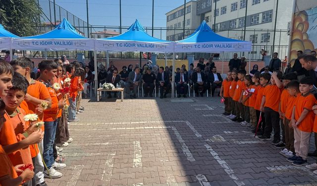 Iğdır’da 2026-2027 eğitim öğretim yılı ders ziliyle başladı