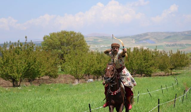 Milli atlı okçu Batuhan Bay, Avrupa Şampiyonası için İspanya yolcusu