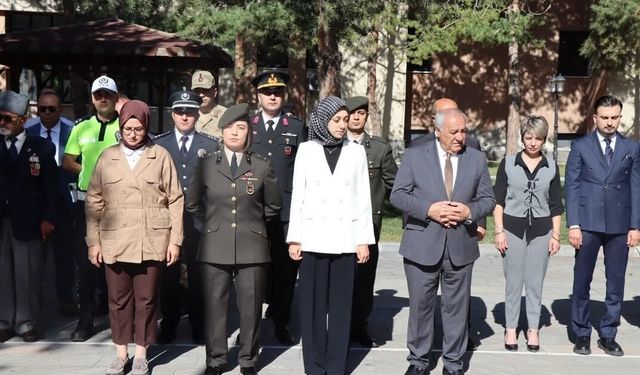 Tercan’da Gaziler Günü dolayısıyla tören düzenlendi