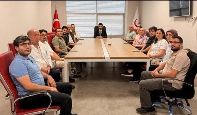 Mengücek Gazi Hastanesi’nde dahiliye toplantısı
