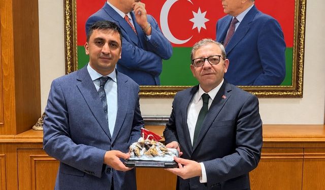 Kars Valisi Ziya Polat’tan Azerbaycan Başkonsolosu Zeynalov’a hayırlı olsun ziyareti