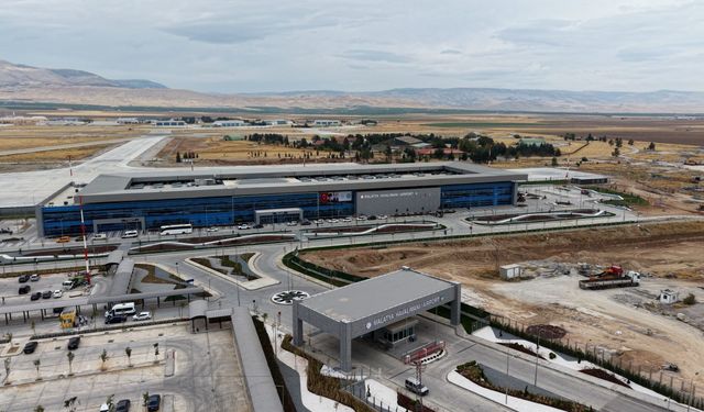 Malatya Havalimanı Yeni Terminali ilk yolcularını ağırladı