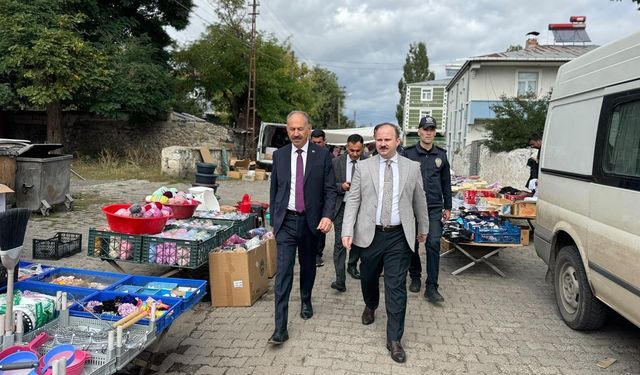Arpaçay’da Kaymakam Güvenç ve Başkan Elma’dan pazar ziyareti