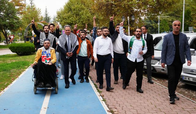 İnönü Üniversitesinde Filistin'e destek için tek yürek oldular