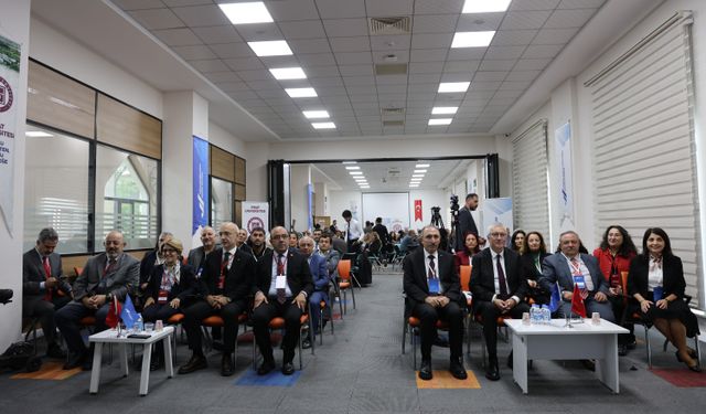 YÖKAK ve Fırat Üniversitesi iş birliğiyle "Değerlendirici Derinleşme Eğitimi"