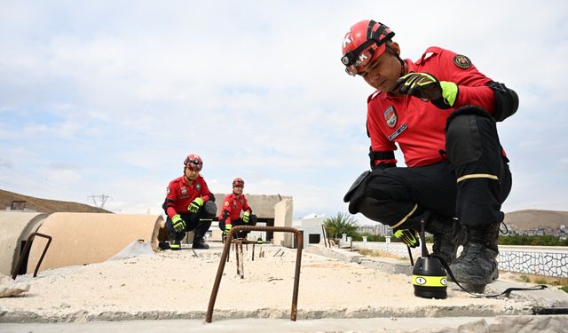 PAK'tan nefes kesen arama ve kurtarma tatbikatı