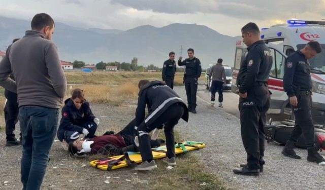 Erzincan’da motosiklet kazası
