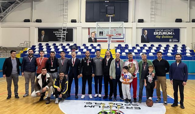 Kamuda potanın şampiyonu İl Emniyet Müdürlüğü