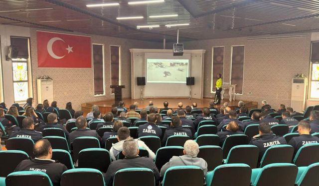 Erzincan’da zabıta ve toplu taşıma şoförlerine trafik eğitimi