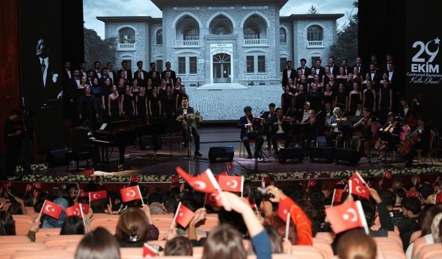 İnönü Üniversitesinde Cumhuriyetin Ezgileri yankılandı