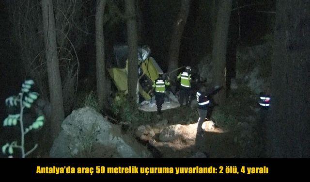 Bariyerleri aşan araç uçuruma yuvarlandı: 2 ölü, 4 yaralı