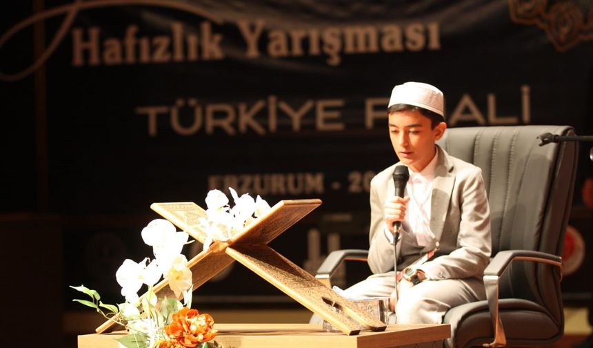 Hafızlık Yarışması Türkiye Finali Erzurum’da Gerçekleştirildi