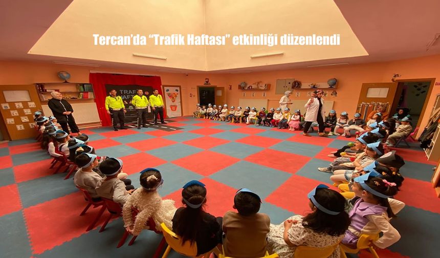 Tercan’da Minikler Trafik Haftası’nda Bilinçlendi: Kırmızı Düdüklerle Güvenliğe Dikkat Çektiler