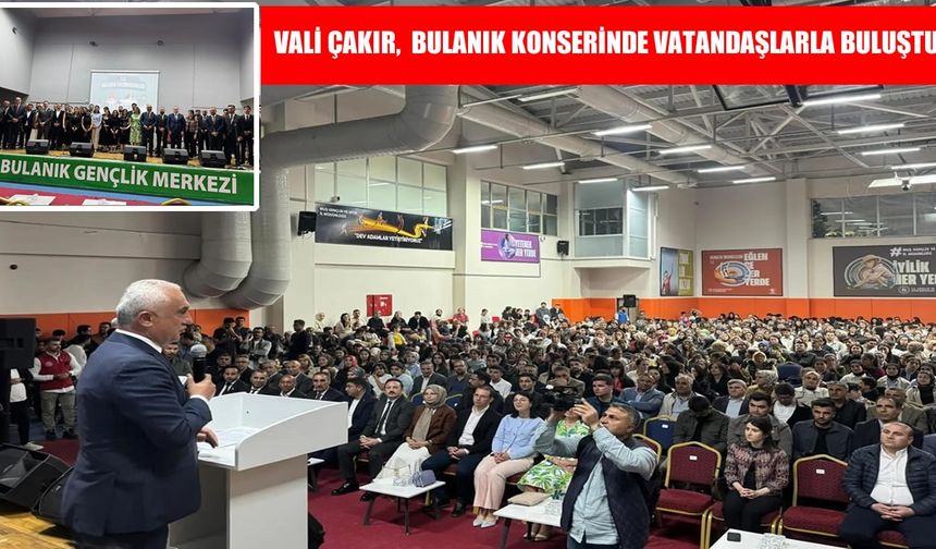 Muş Valisi Çakır, ‘Anadolu Türküleri Halk Konseri’nde vatandaşlarla buluştu
