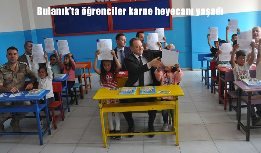 Bulanık’ta 18 bin öğrenci karne aldı