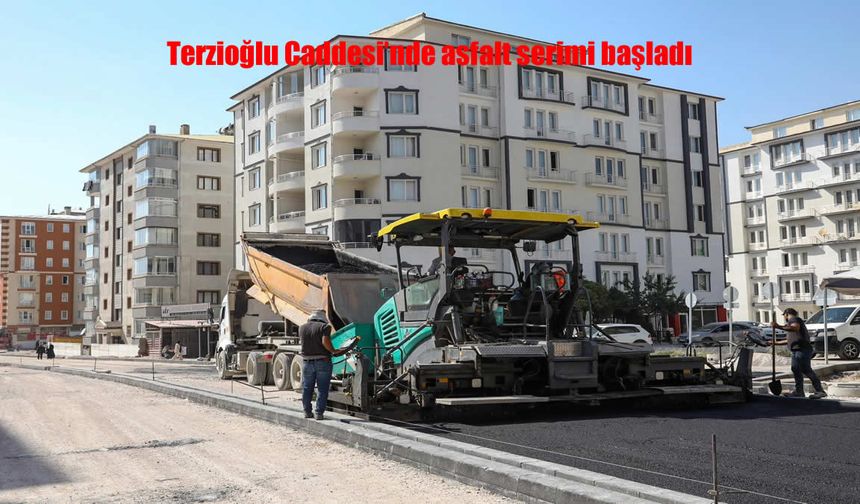 Van’da Terzioğlu Caddesi’nde Asfalt Serimi Başladı