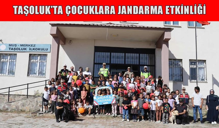 Muş'ta jandarmadan minik öğrencilere trafik eğitimi