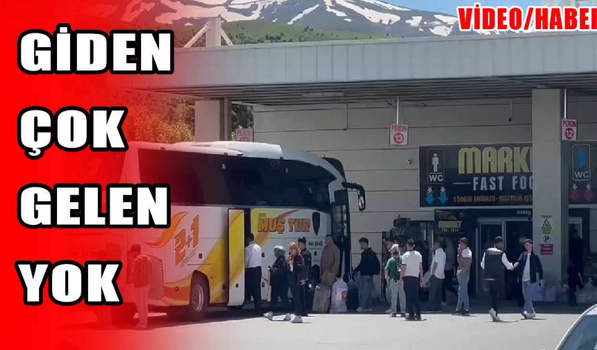 Muş Otogarı'nda bayram dönüşü hareketliliği
