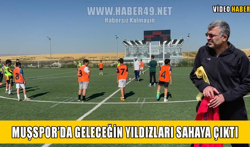 Genç yetenekler sarı-beyazlı forma için sahada