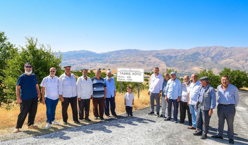 Pütürge’de 14 kilometrelik yolda ulaşım çalışması sürüyor