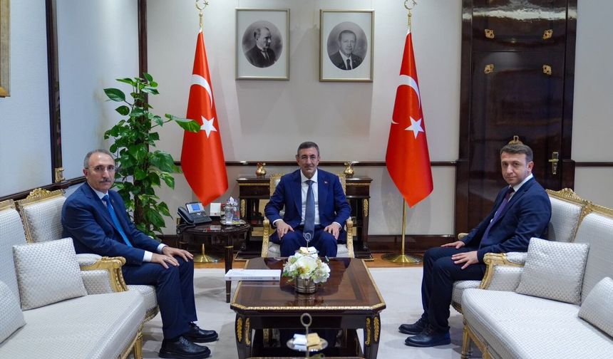 FÜ Rektörü Göktaş, Cumhurbaşkanı Yardımcısı Yılmaz’ı ziyaret etti