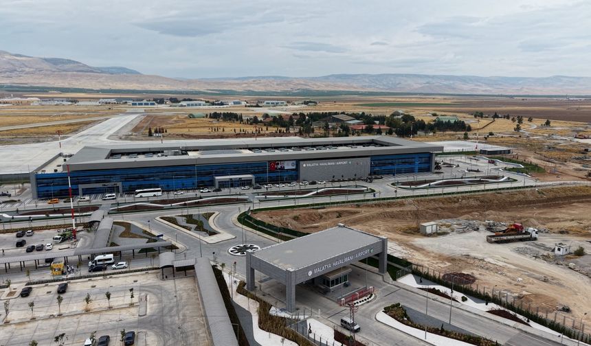 Malatya Havalimanı Yeni Terminali ilk yolcularını ağırladı