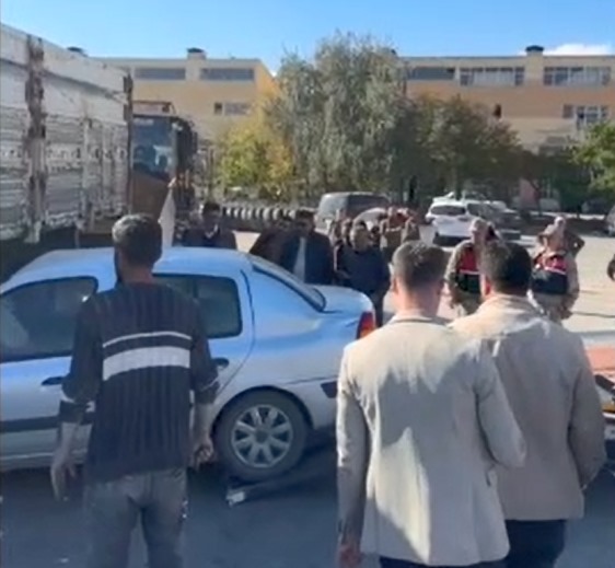 2Ee270Fbee8941Bc8D3707C4386B517F