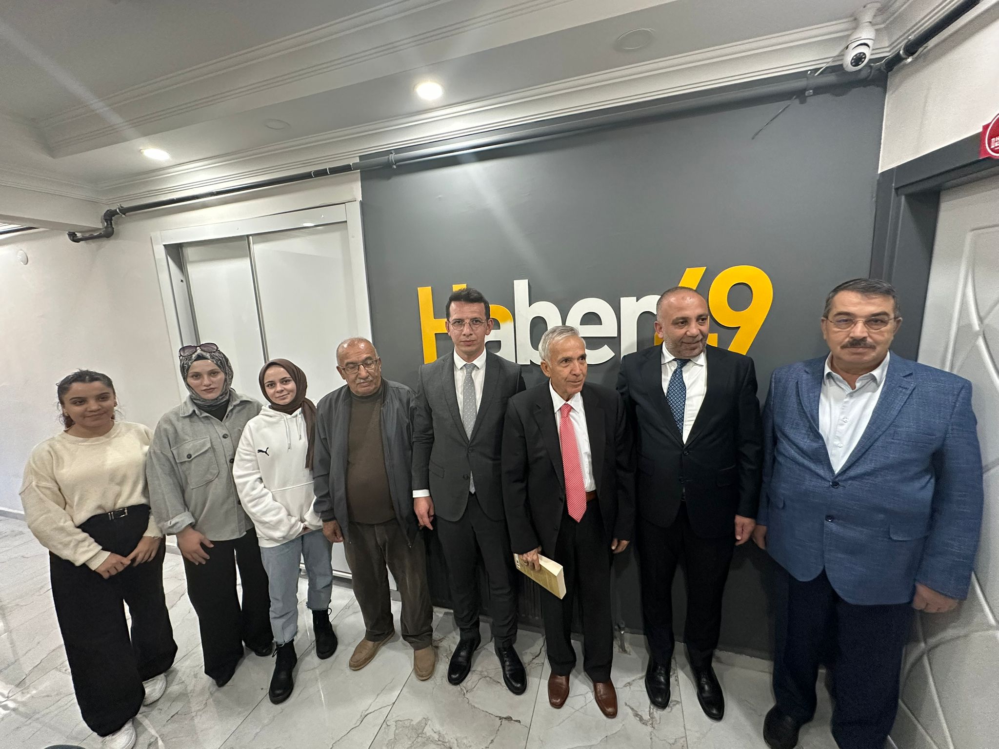 304F47Ef 910D 4Ad8 9Ad1 C12660C3E0Ec