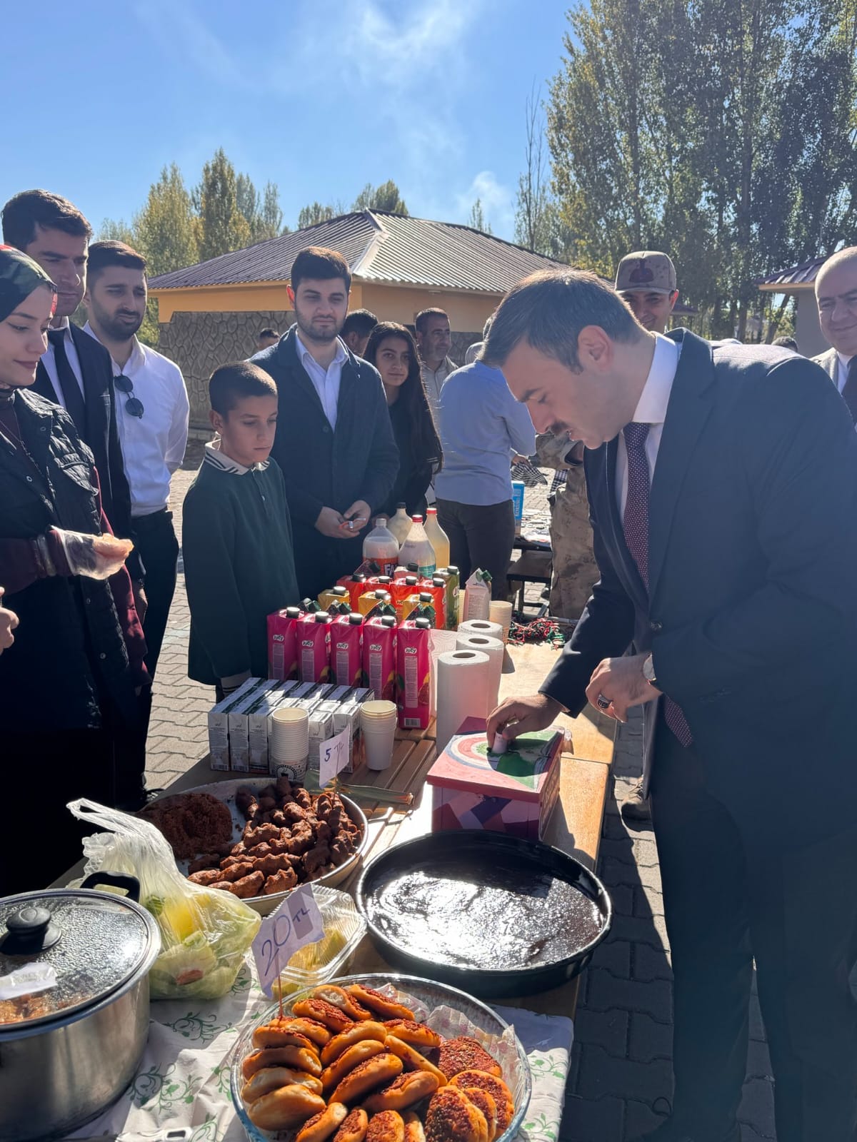 Whatsapp Image 2025 10 31 At 19.49.43