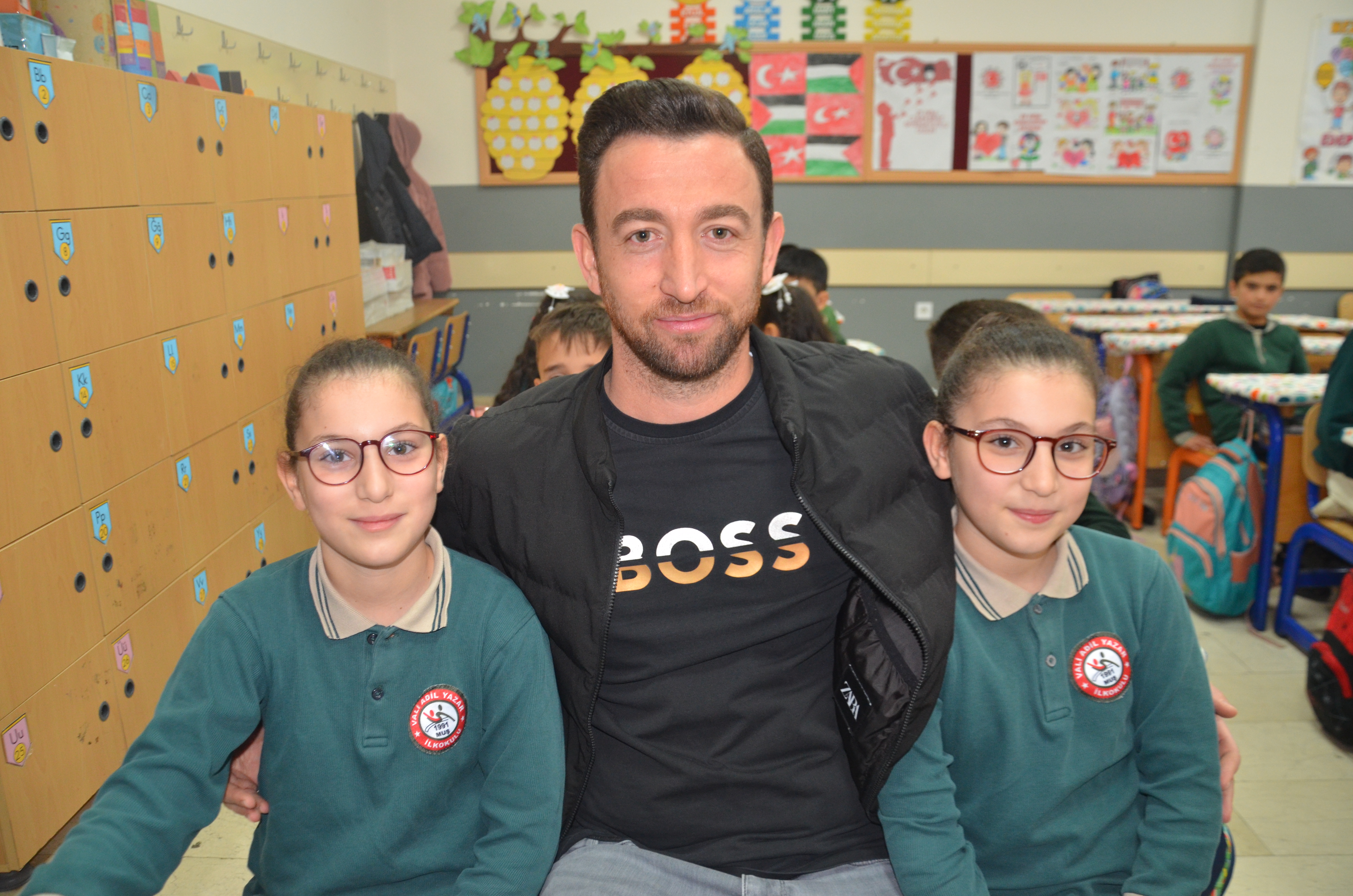 A A 20251105 39619817 39619814 M U S T A K I I K I Z L E R O K U L U N D A 21 I K I Z E G I T I M G O R U Y O R