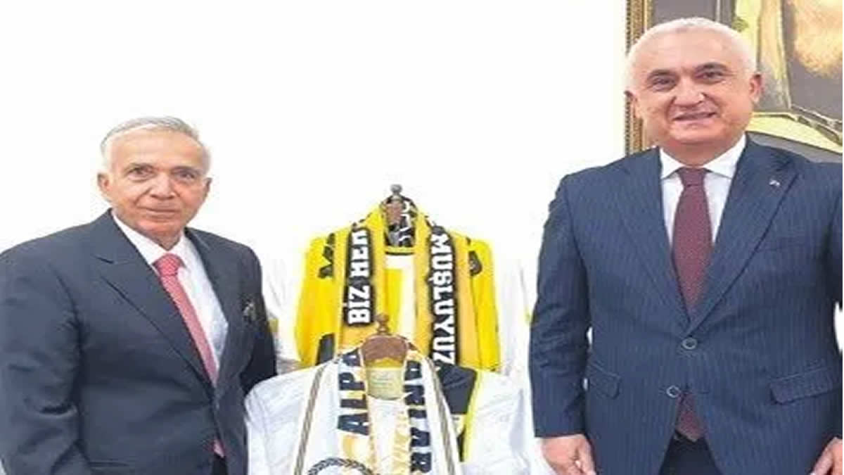 A S D R G T H U J K L K U J G T F R