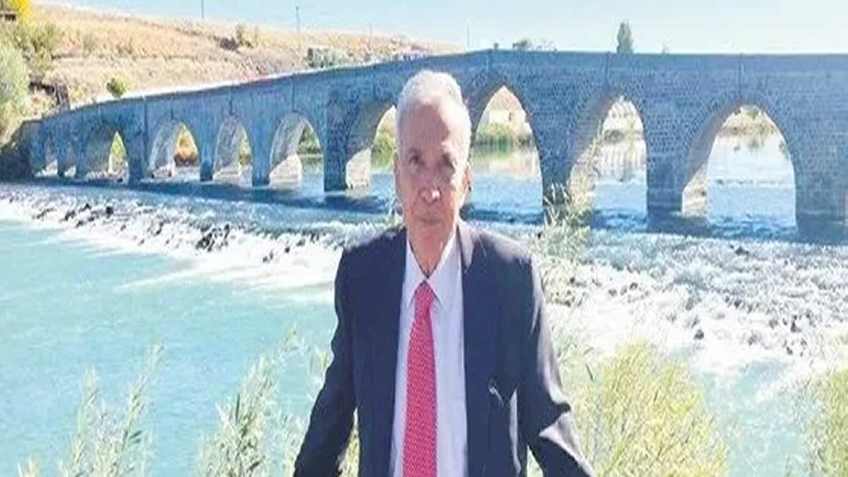 A S W D E R G H Y U J H B G F C D S D F R G H J