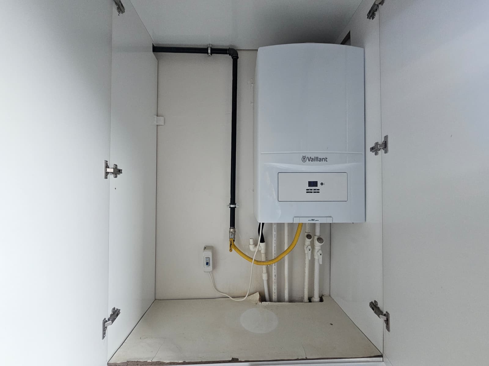 Fd9B8Bf6 5545 4066 Ac30 1B0901B510D6