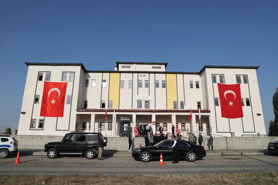 I M G 20251107 W A0140