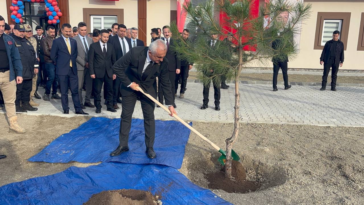 Whatsapp Image 2025 11 11 At 17.40.50 (3)