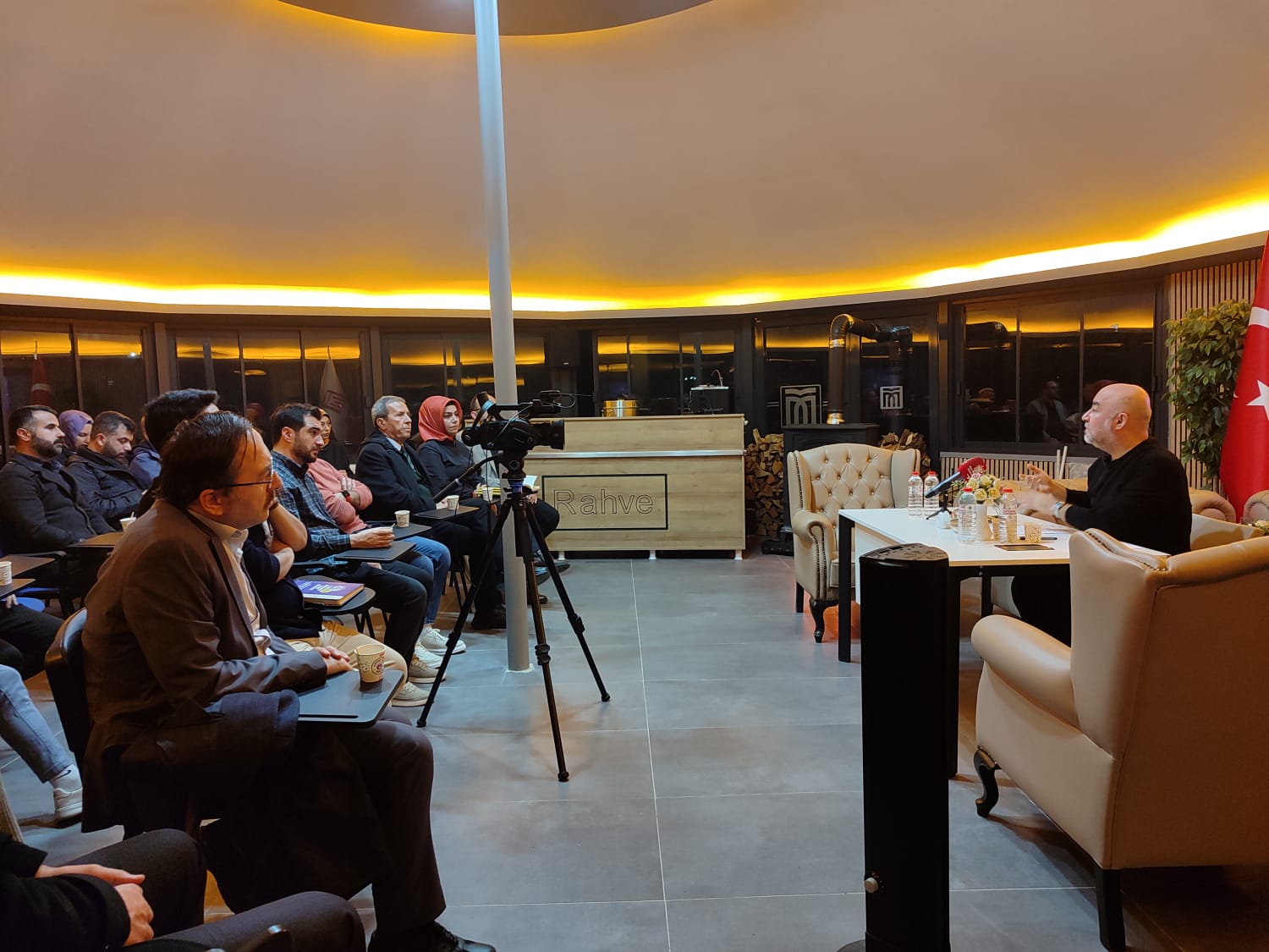 G7 J Vwl O W U A A0 E32