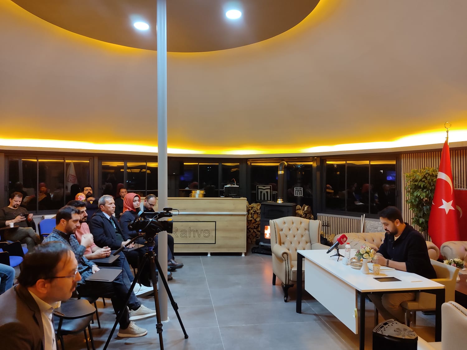 G7 J W8 Qg X E A A Jo Yj